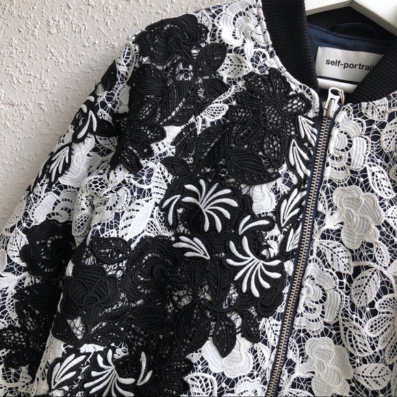 SELF-PORTRAIT Floral Guipure Two-Tone Lace Jacket - Picture 4 of 8